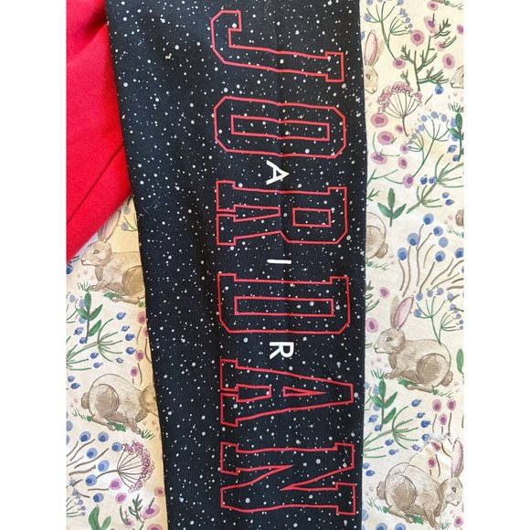 Jordan Air EST 1985 Red and Black Boys Long Sleeve Hoodie Cotton Polyester Blend - Picture 9 of 12